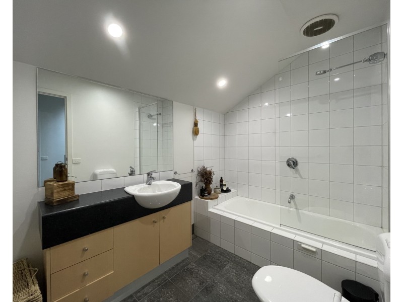 9/5 Anderson Street, West Melbourne VIC 3003