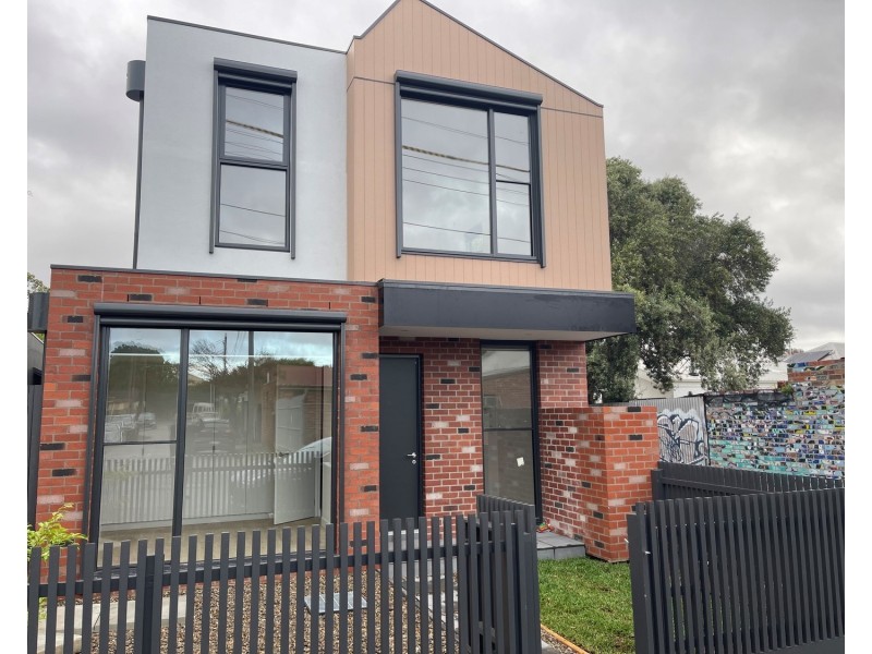 2 Burchett Street, Brunswick VIC 3056