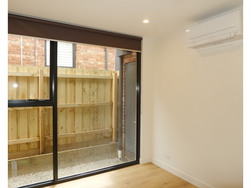 2 Burchett Street, Brunswick VIC 3056