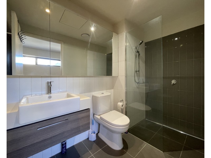 7/82 Cade Way, Parkville VIC 3052