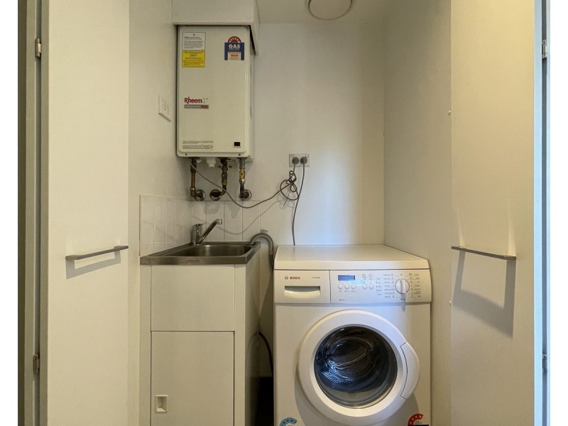 7/82 Cade Way, Parkville VIC 3052