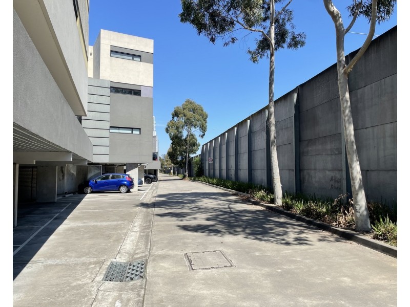 7/82 Cade Way, Parkville VIC 3052