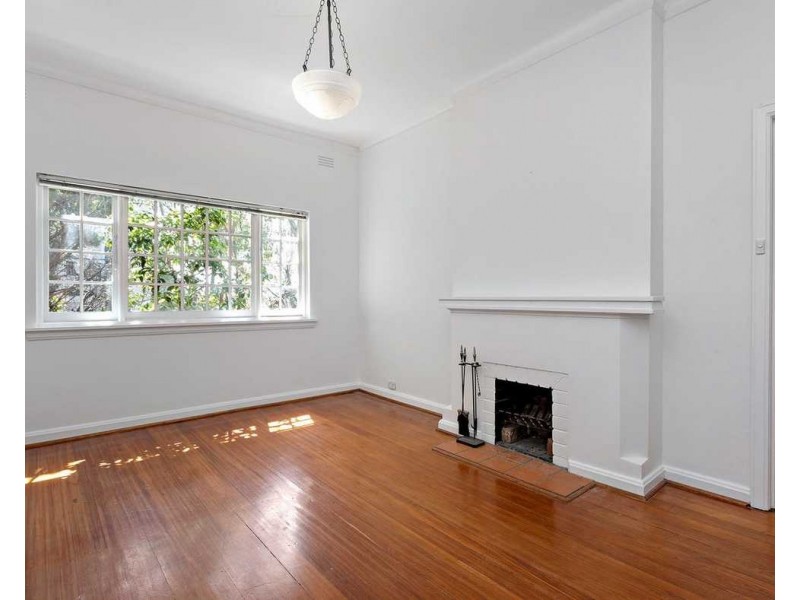 8/9 Eildon Road, St Kilda VIC 3182