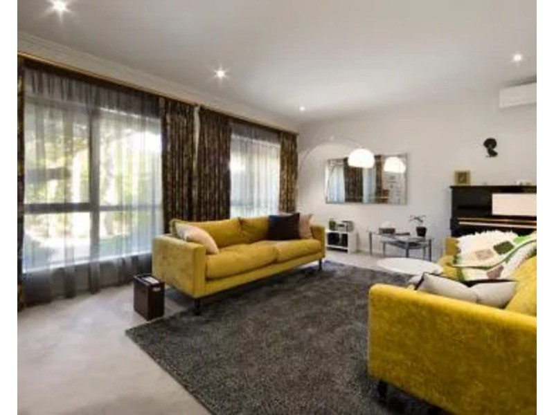 67 Parkville Avenue, Parkville VIC 3052