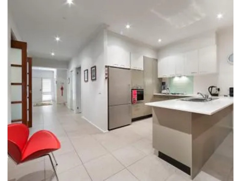 67 Parkville Avenue, Parkville VIC 3052