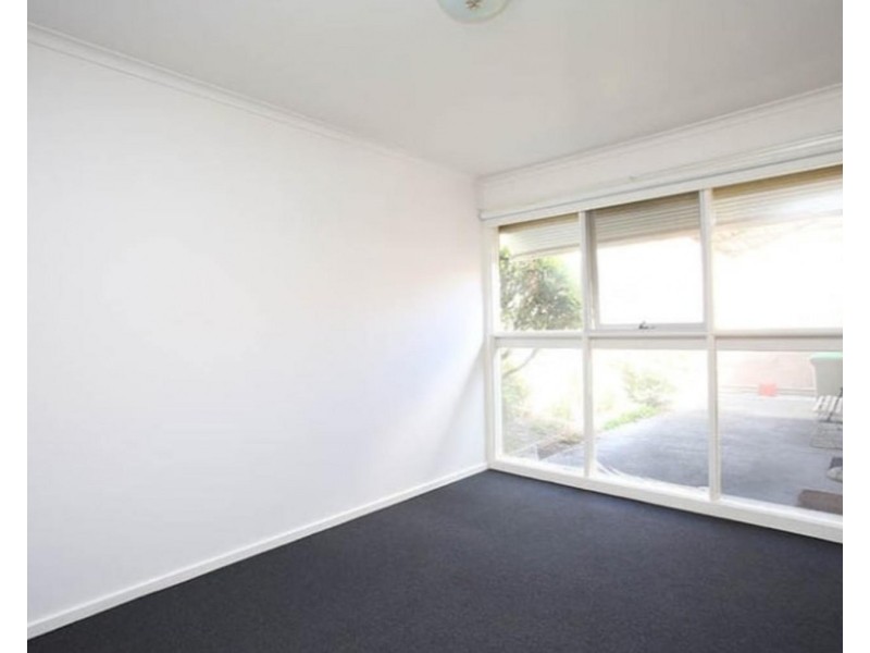 1/63 Springhall Parade, Pascoe Vale South VIC 3044