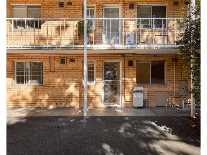2/147 Curzon Street, North Melbourne VIC 3051
