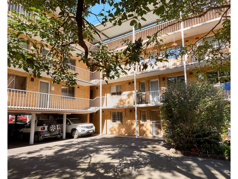 2/147 Curzon Street, North Melbourne VIC 3051