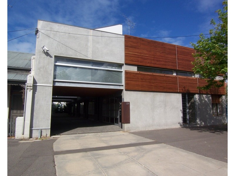 2/225 Adderley Street, West Melbourne VIC 3003