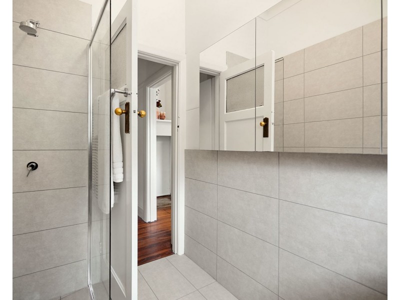 33a Kensington Road, Kensington VIC 3031