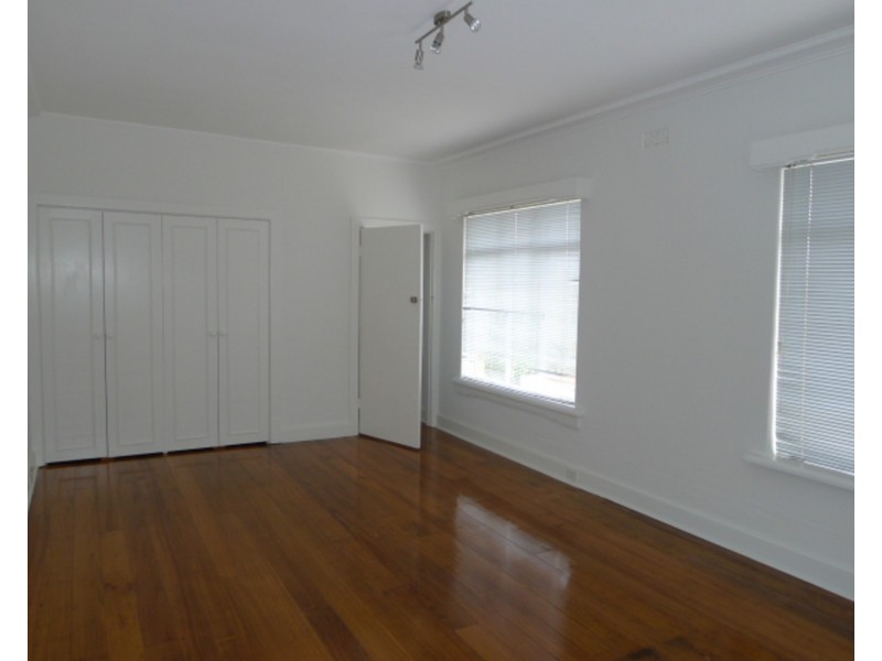 42B Outlook Drive, Camberwell VIC 3124