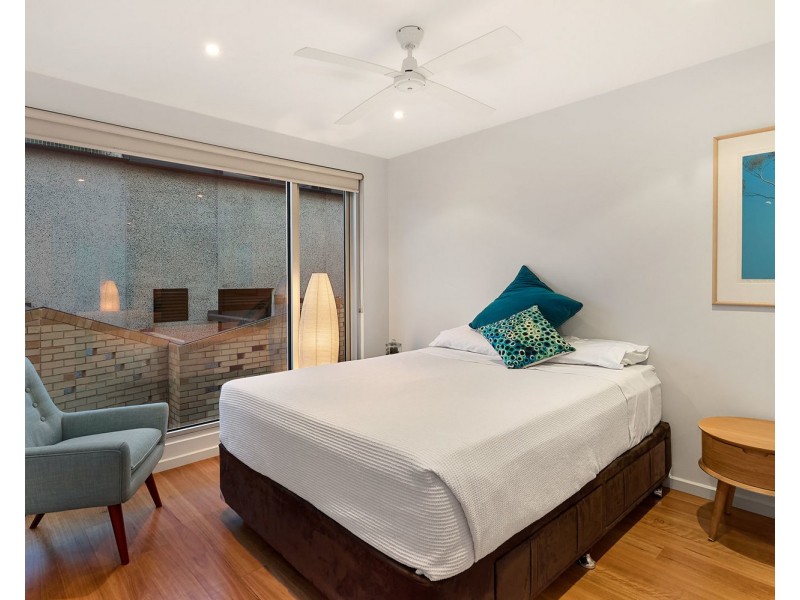15 Curzon Place, North Melbourne VIC 3051