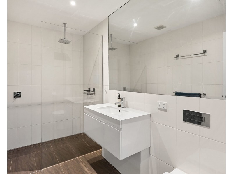 15 Curzon Place, North Melbourne VIC 3051