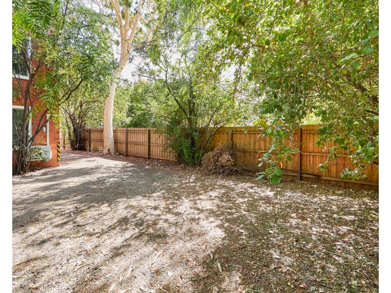 6/48 Farnham Street, Flemington VIC 3031