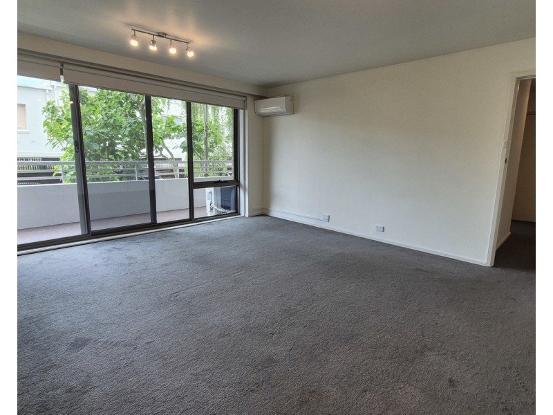 13/495 Royal Parade, Parkville VIC 3052