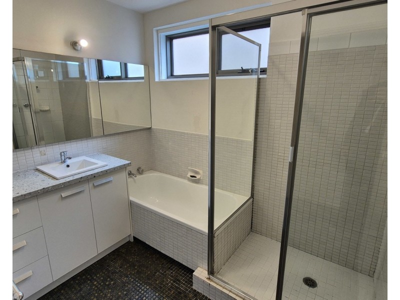 13/495 Royal Parade, Parkville VIC 3052