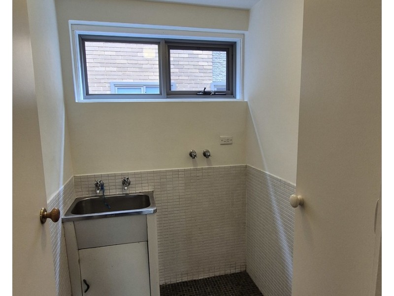 13/495 Royal Parade, Parkville VIC 3052