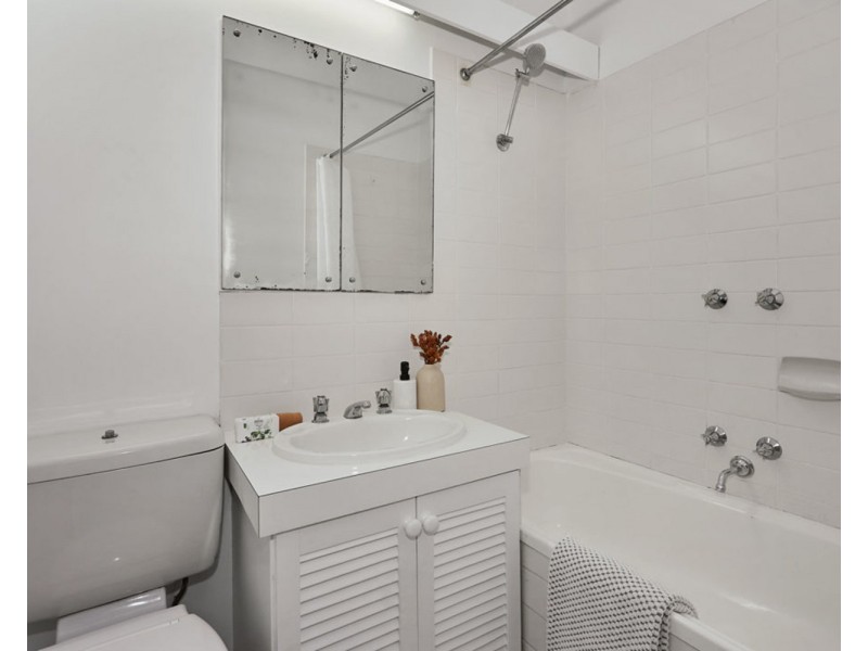 A12/335 Abbotsford Street, North Melbourne VIC 3051