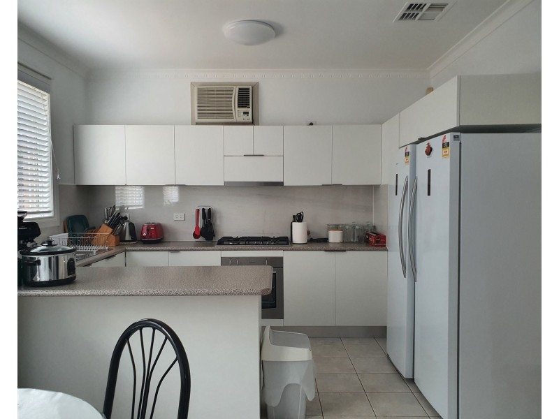 1/34 Shiel Street, North Melbourne VIC 3051