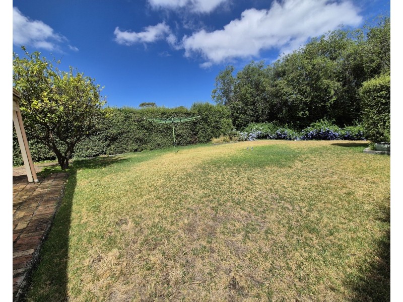 25 Delacey Street, Maidstone VIC 3012