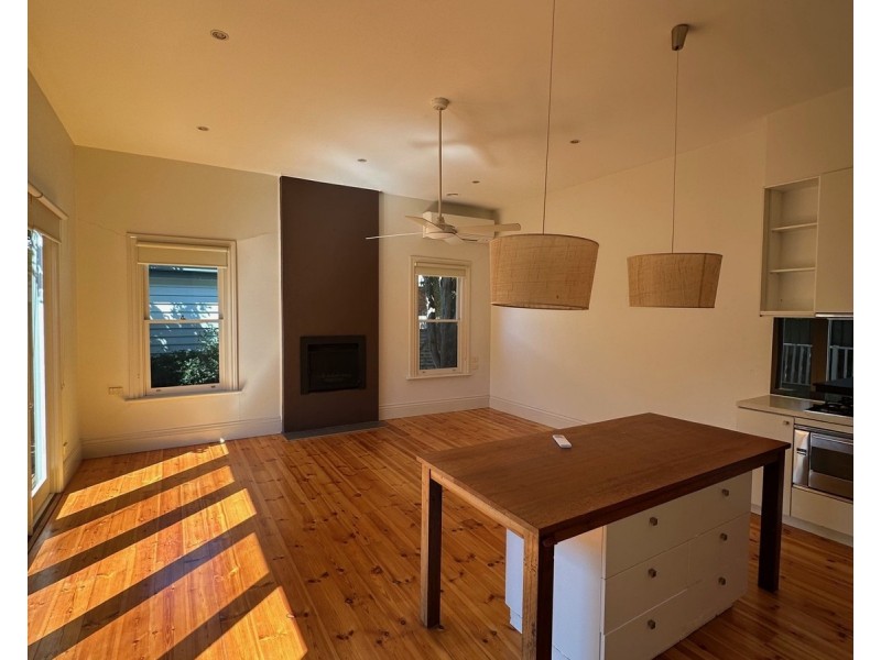 6 Mulgrave Street, Kensington VIC 3031