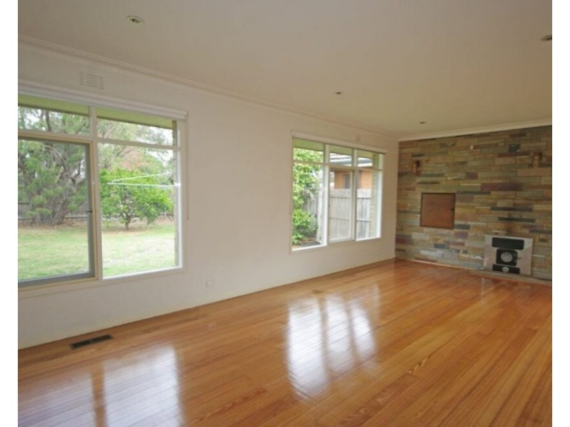 4 Clarence Street, Bentleigh East VIC 3165