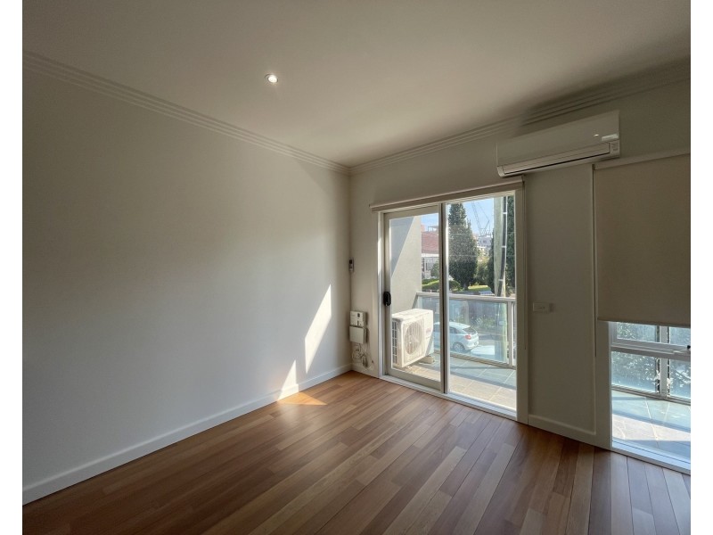 252C Glenlyon Road, Fitzroy North VIC 3068