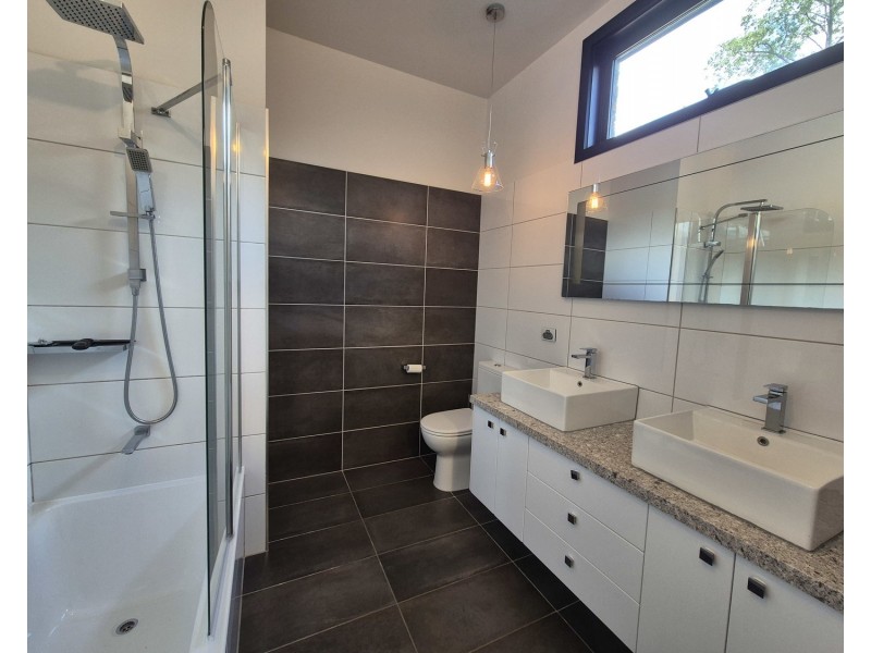 8 Carroll Street, North Melbourne VIC 3051