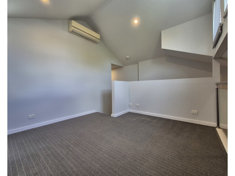 8 Carroll Street, North Melbourne VIC 3051