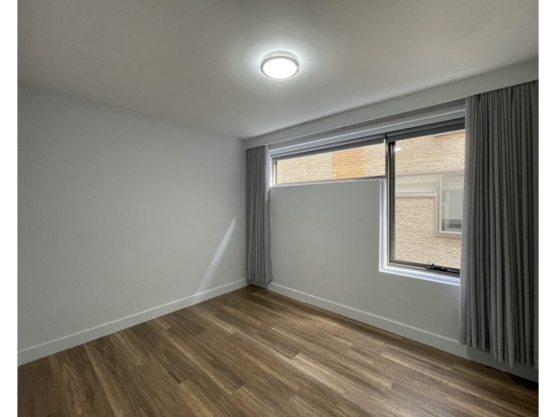 2/495 Royal Parade, Parkville VIC 3052