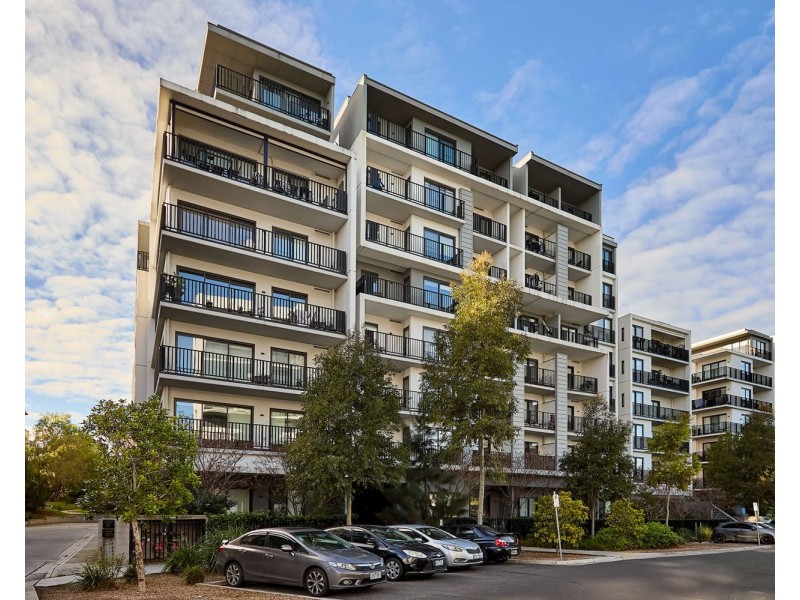 607/8 Olive York Way, Brunswick West VIC 3055