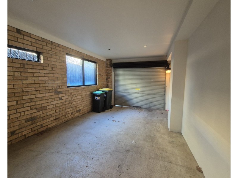 2/84A Munster Terrace, North Melbourne VIC 3051