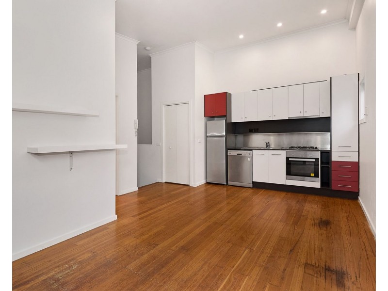 10/18 Dicks Place, West Melbourne VIC 3003