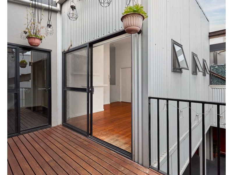 10/18 Dicks Place, West Melbourne VIC 3003