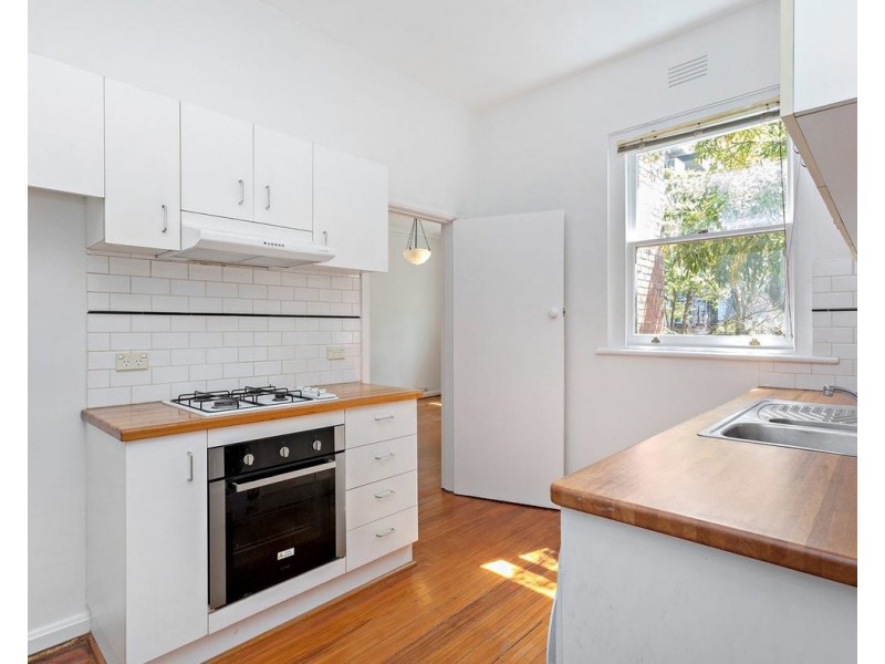 8/9 Eildon Road, St Kilda VIC 3182