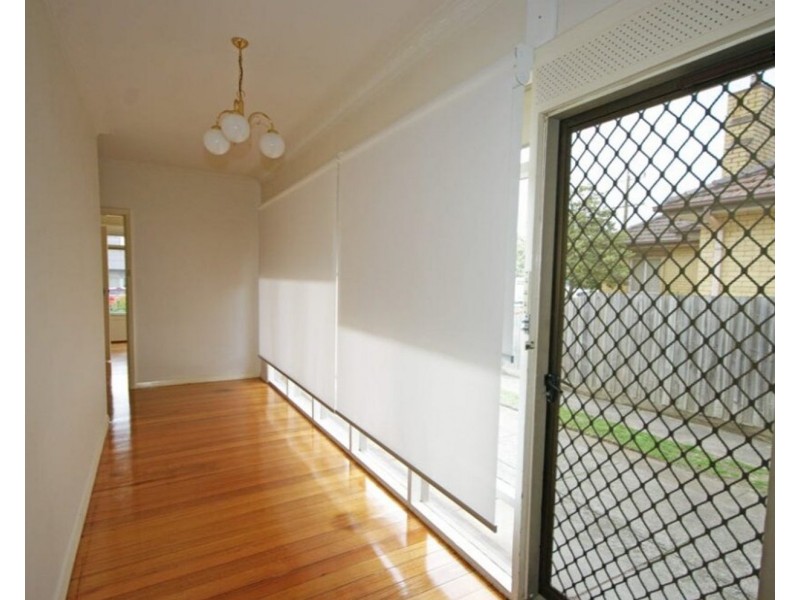 4 Clarence Street, Bentleigh East VIC 3165