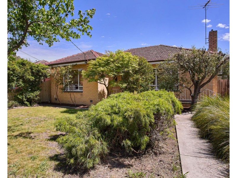 7 Lowell Avenue, Kingsbury VIC 3083