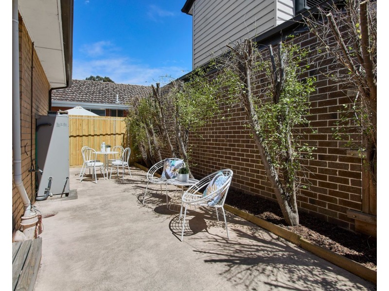 7 Lowell Avenue, Kingsbury VIC 3083