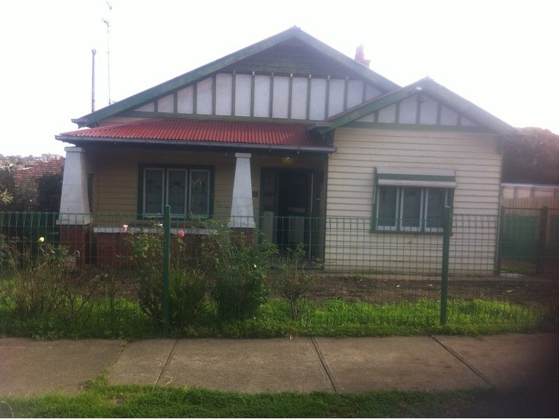 21 Henderson Street, Brunswick West VIC 3055