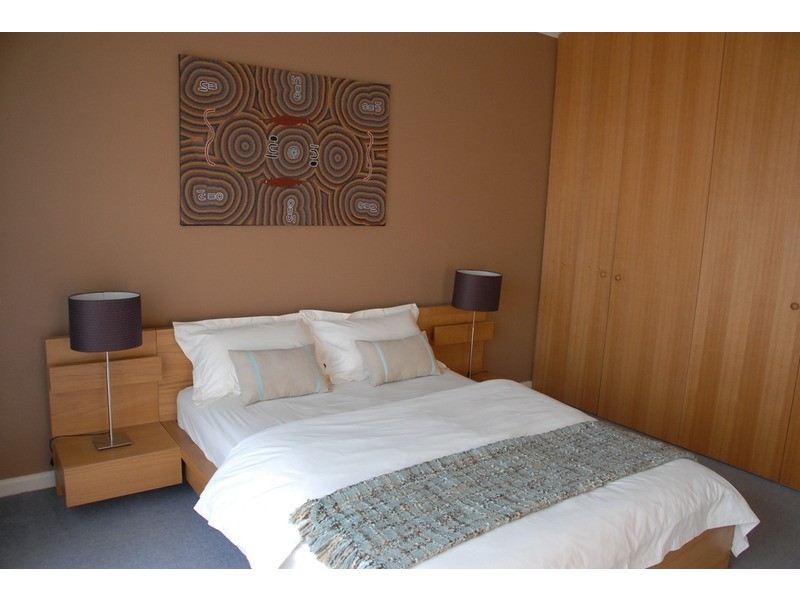 15 Little Dryburgh Street (North), North Melbourne VIC 3051