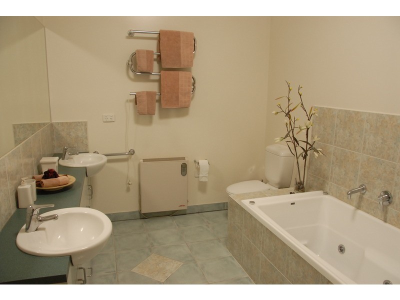 15 Little Dryburgh Street (North), North Melbourne VIC 3051