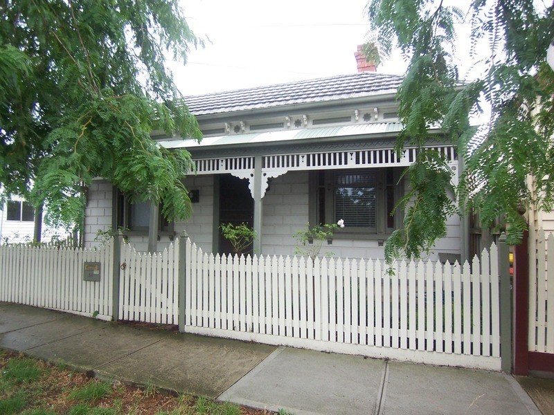 58 Charles Street, Seddon VIC 3011