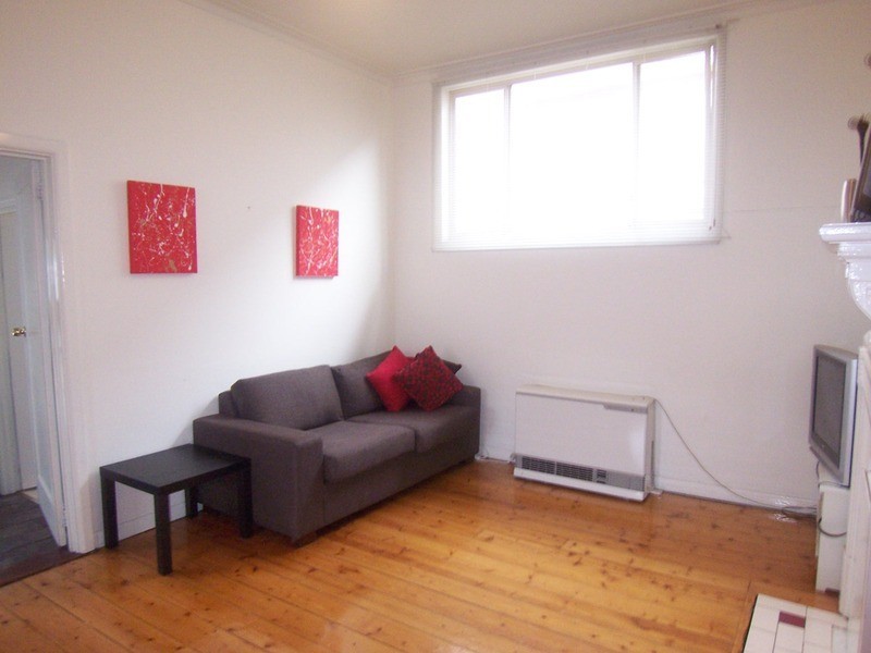 58 Charles Street, Seddon VIC 3011