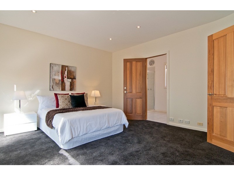 54 Walsh Street, West Melbourne VIC 3003