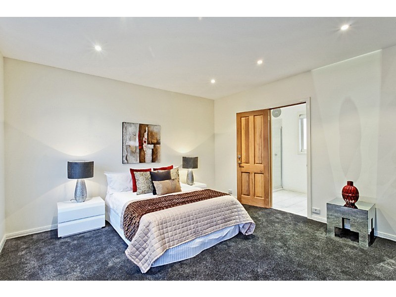 54 Walsh Street, West Melbourne VIC 3003