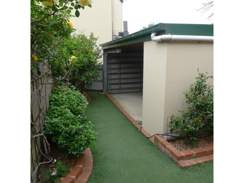 3 Highbury  Grove, Kew VIC 3101
