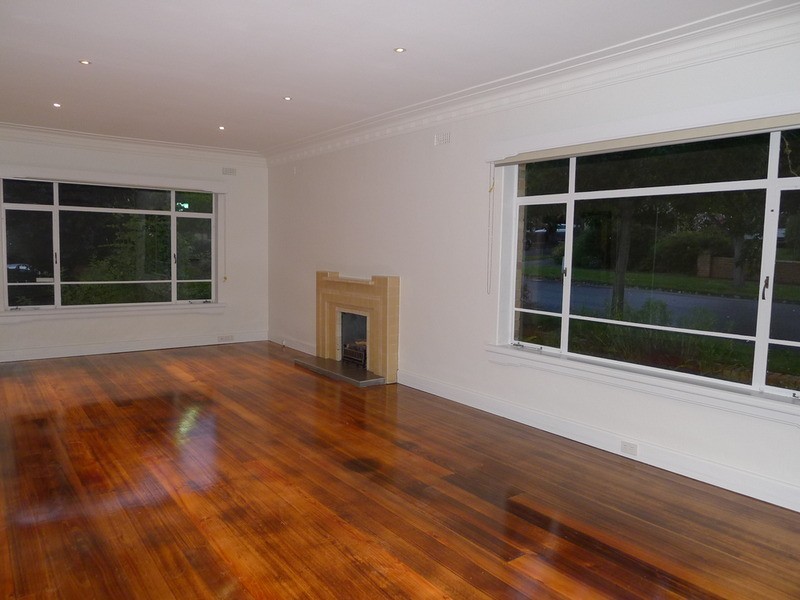 42A Outlook Drive, Camberwell VIC 3124