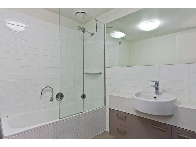 106/493 – 499 Victoria Street, West Melbourne VIC 3003