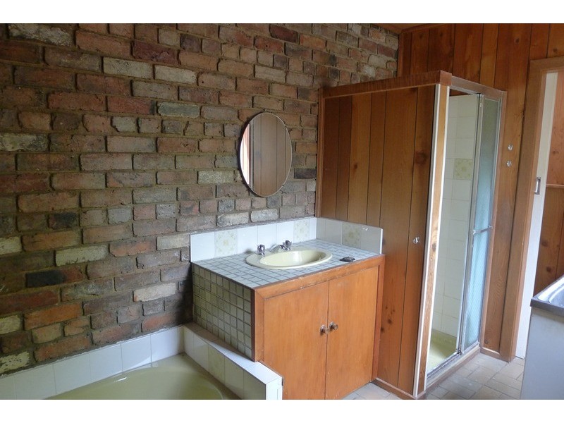 4 Bent Street, Kensington VIC 3031