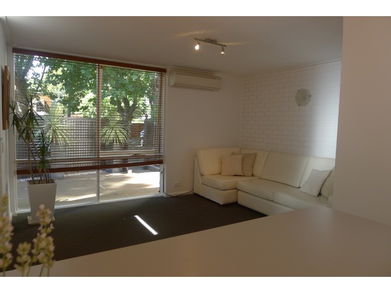 2B Harris Street, North Melbourne VIC 3051